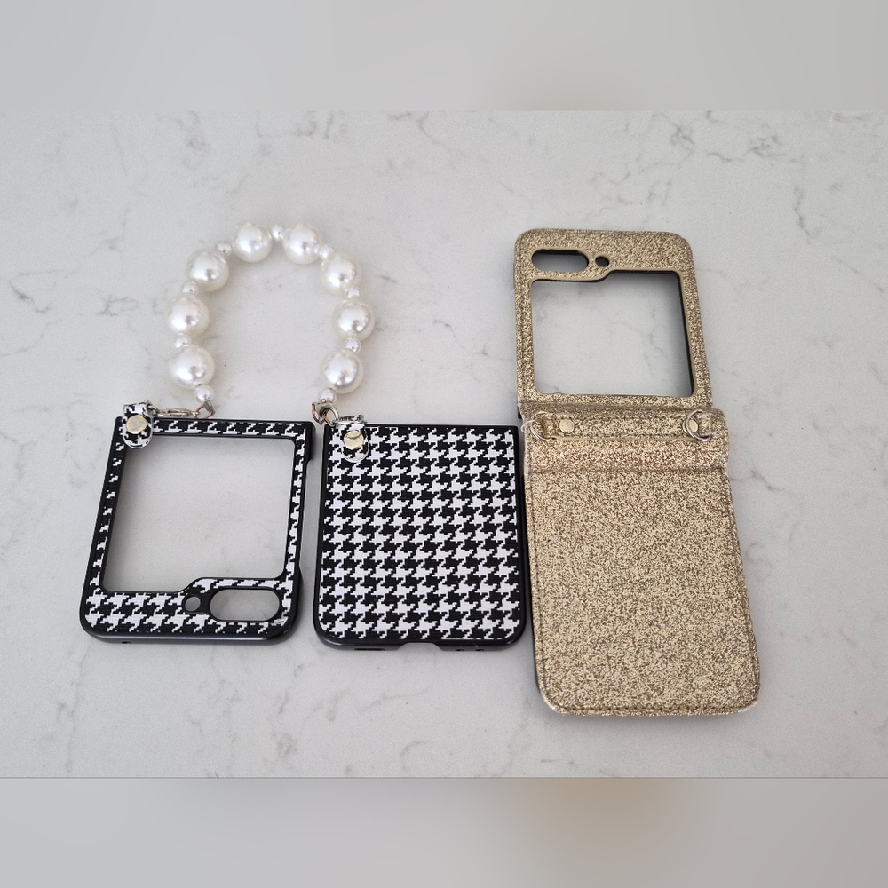 Stylish Phone Case Set with Pearl Strap